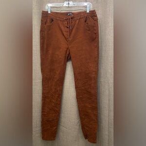 CHARLIE B Women's faux suede Jogger Pants in Rust Brown